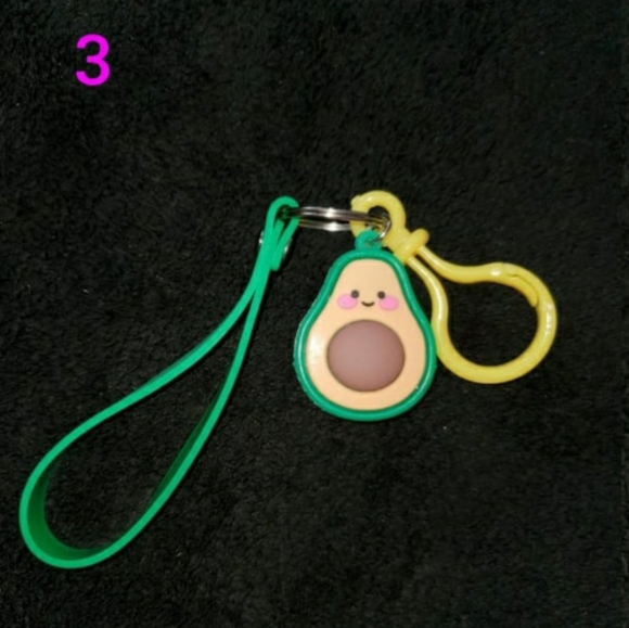 Avocado Keychains - Picture 3 of 4